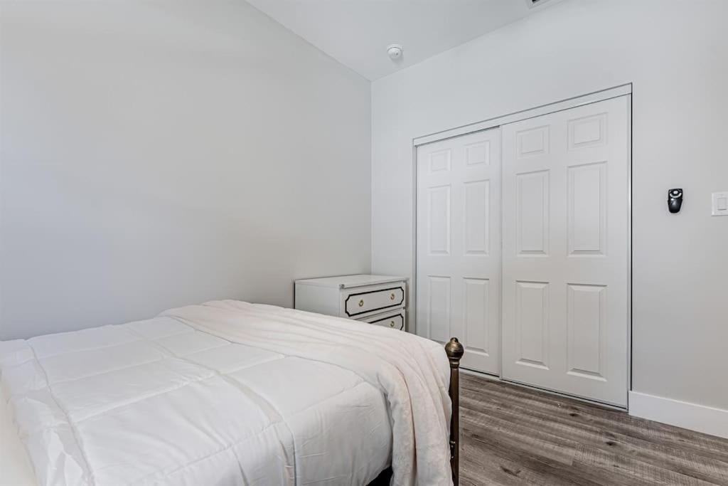 Modern Unit 1 - Close To South & Airport * Miami